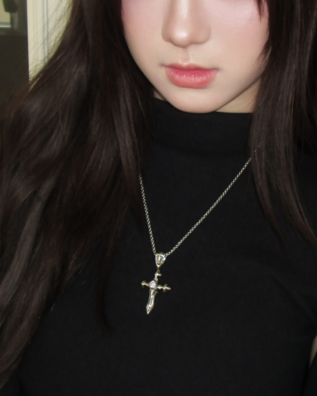 帶鑽閃耀十字鋼墜黑/白