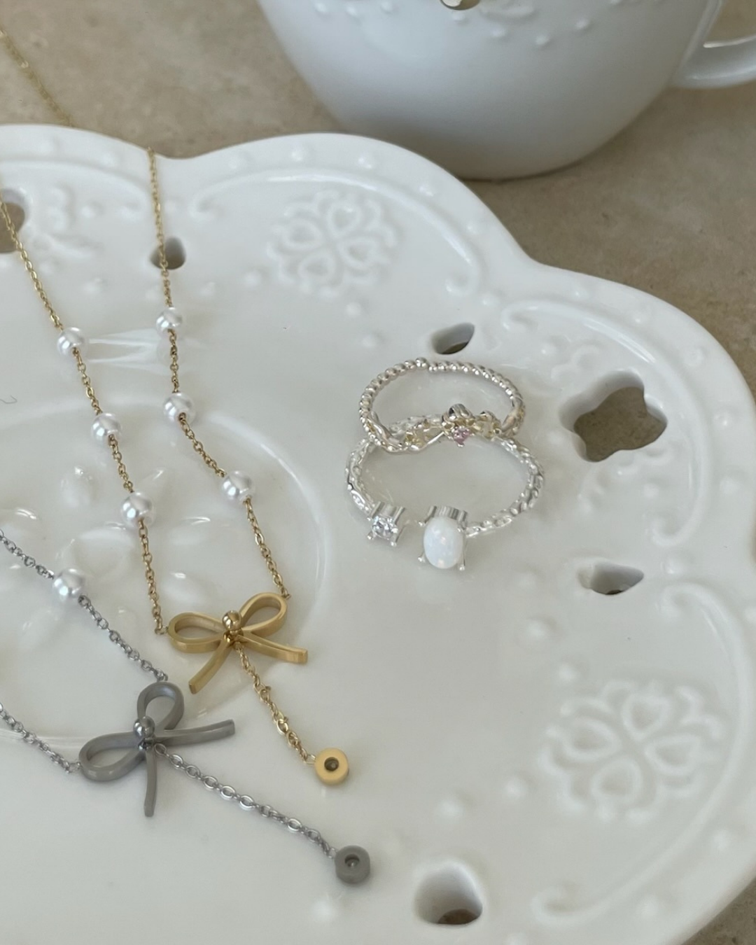  S925白色奧寶鑲鑽活圍戒