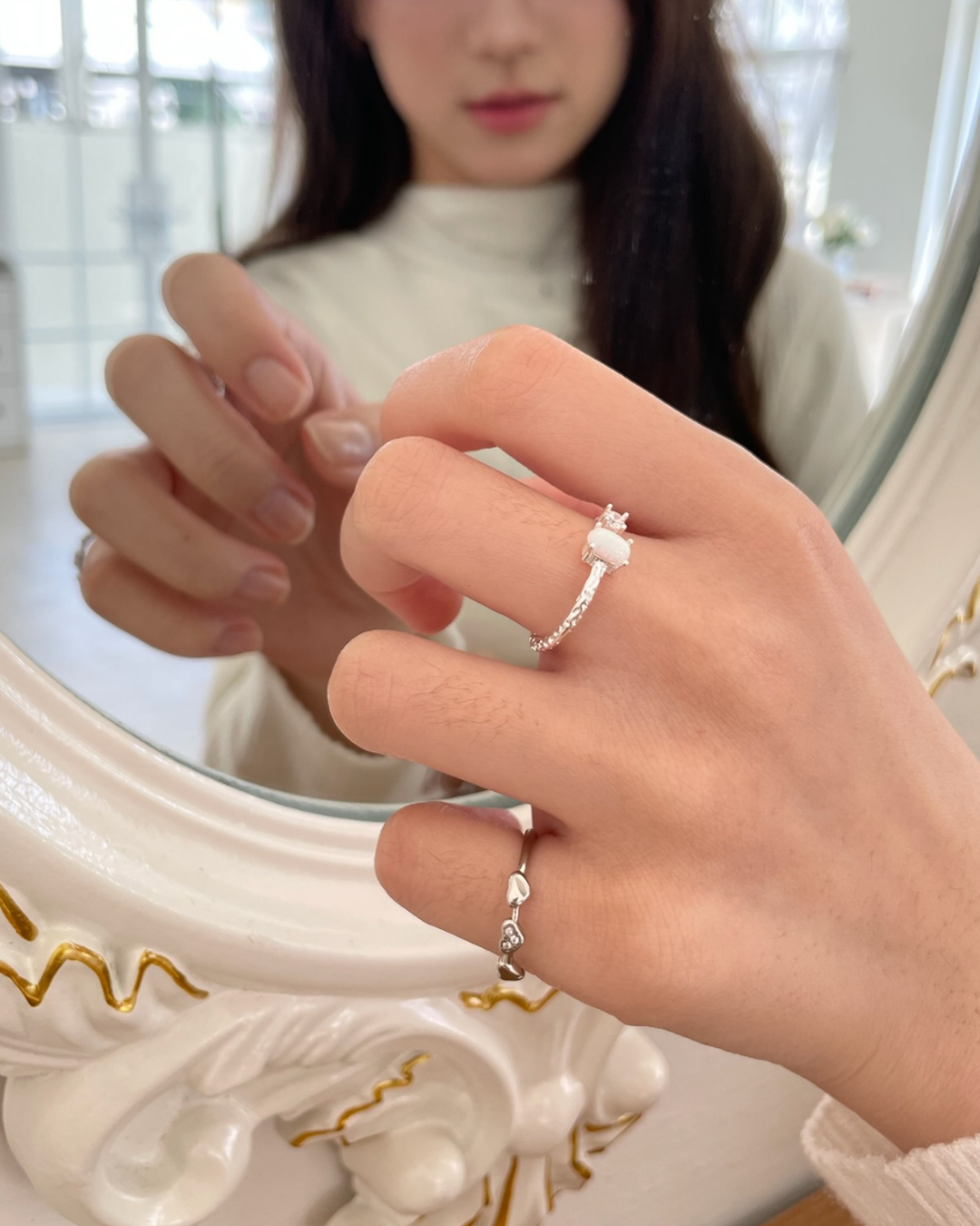  S925白色奧寶鑲鑽活圍戒