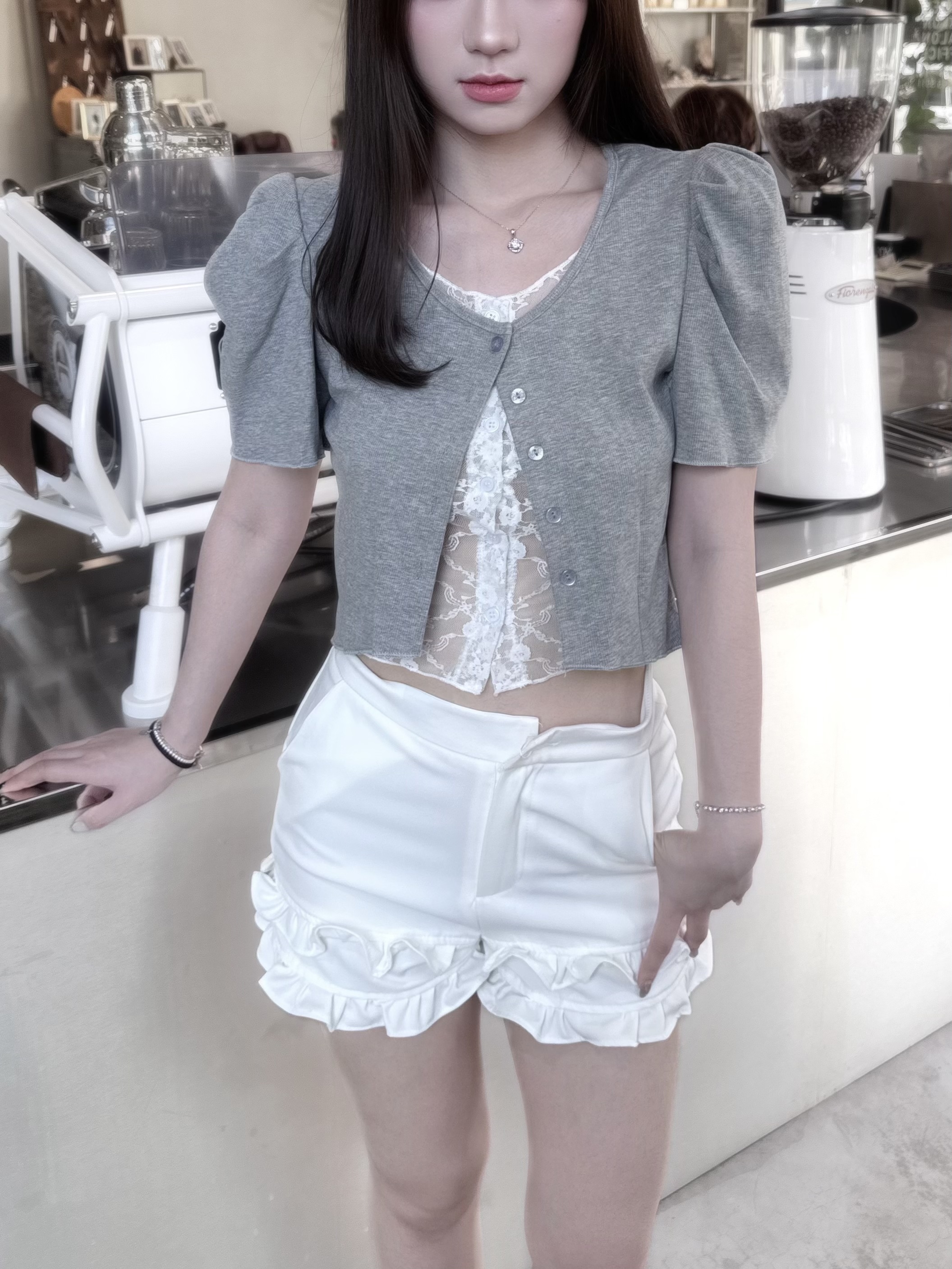 #T0612蕾絲拼接假兩件鈕扣上衣（3colors))