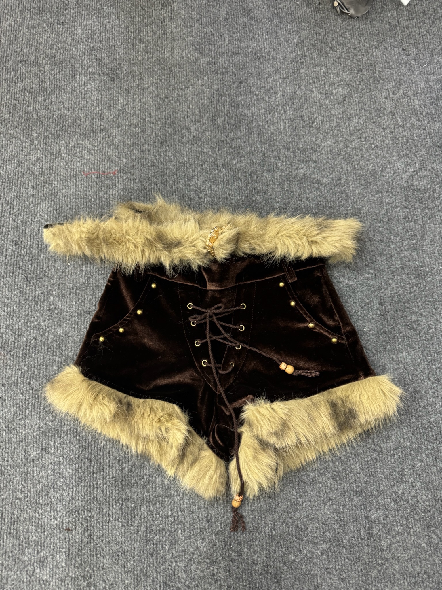 復古絨毛高腰綁帶短褲(付腰帶）